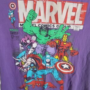 Marvel Childs Tee Shirt Size XL 14/16 Marvel Super Heroes on Front Short Sleeve